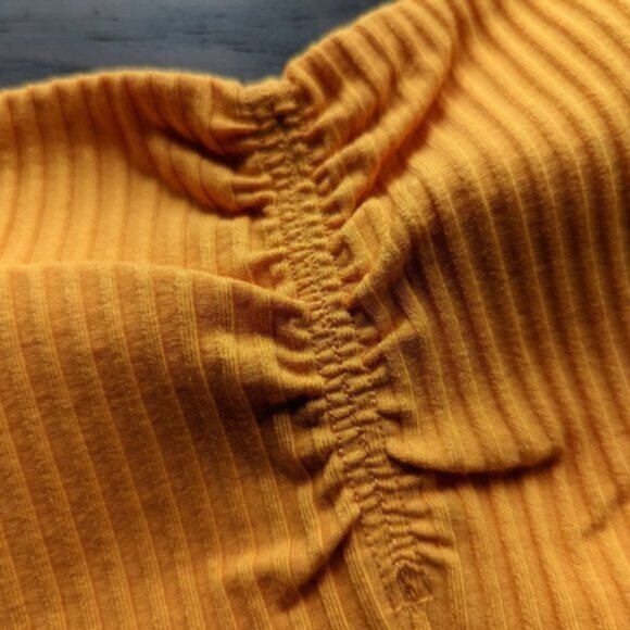 Wilfred Orange Crop Top - Picture 2 of 7